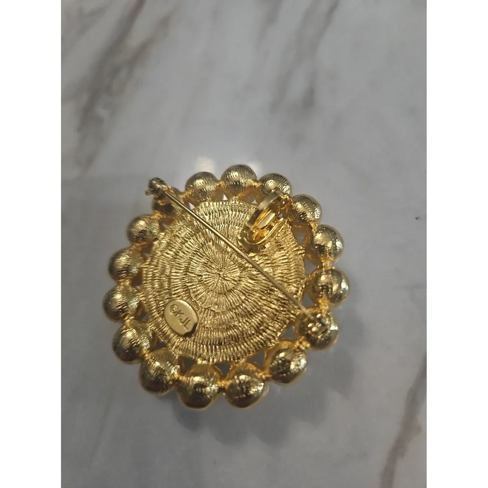 Vintage 1990's KJL KENNETH LANE faux PEARL gold Flower enhancer Pendant BROOCH